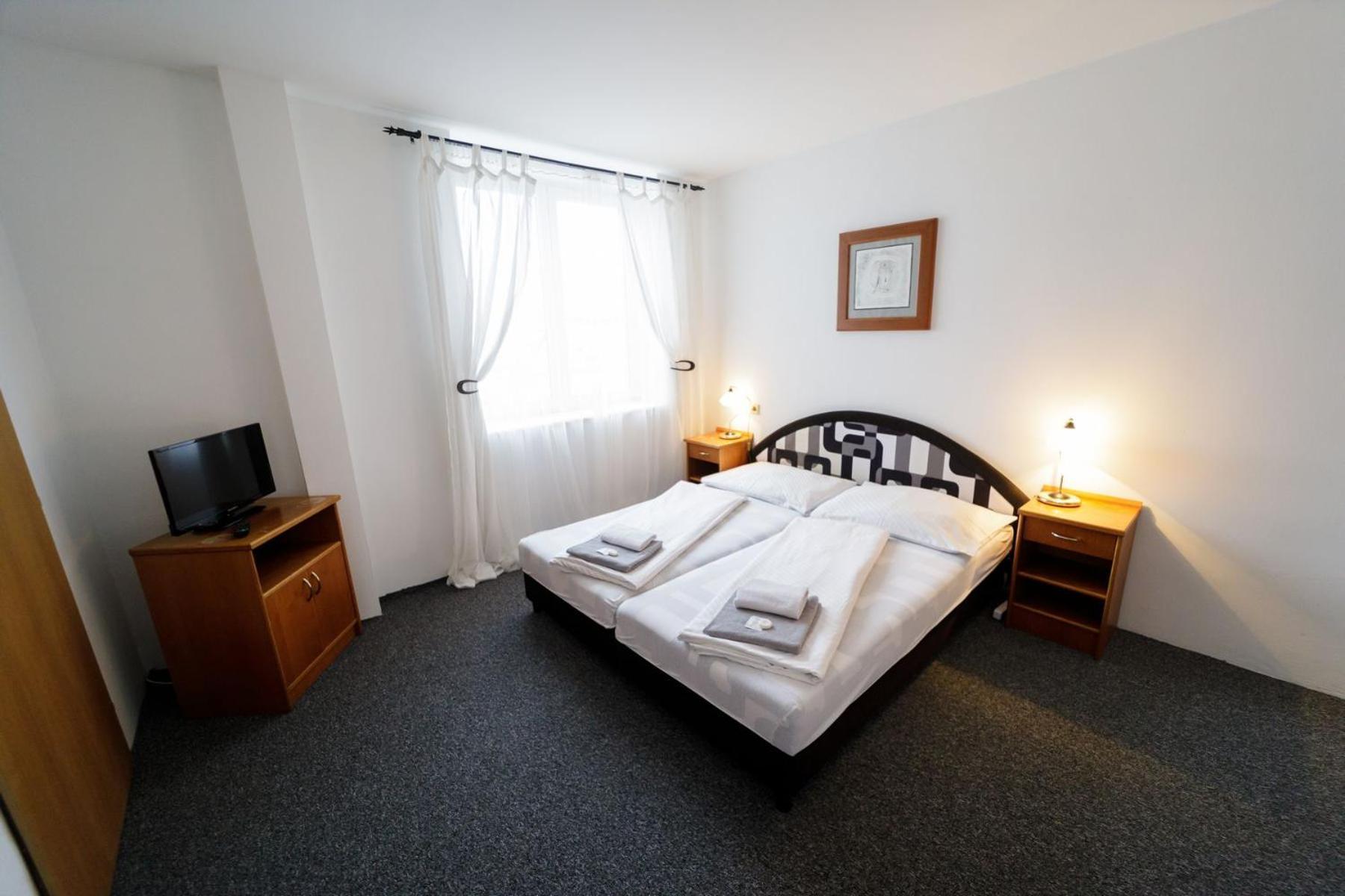 Hotel Peliny Chocen Dış mekan fotoğraf