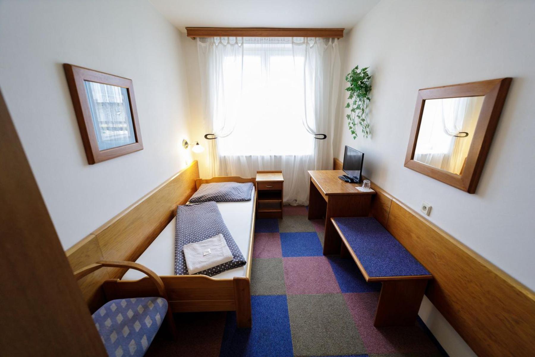 Hotel Peliny Chocen Dış mekan fotoğraf
